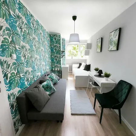 New - 300 M Town Hall - 3 - 7 People Apartment Breslau